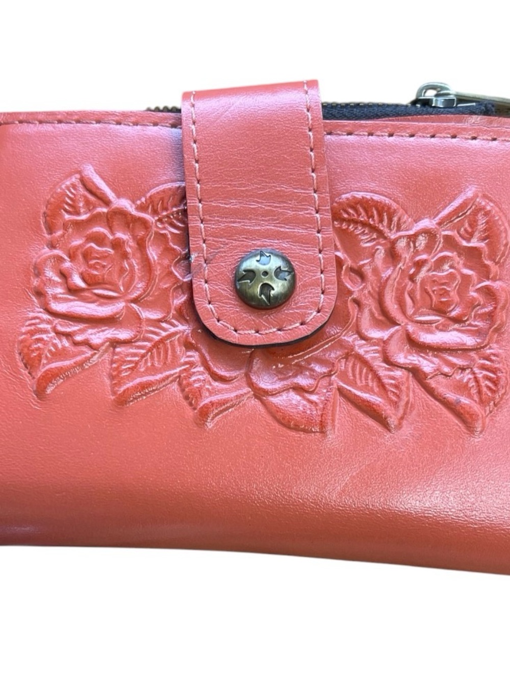 👛50- Women's Patricia Nash Coral Floral Embossed Leather Wallet